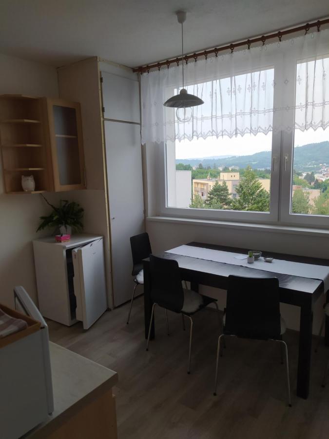 Ferienwohnung Byt Pro Dva Blansko Exterior foto