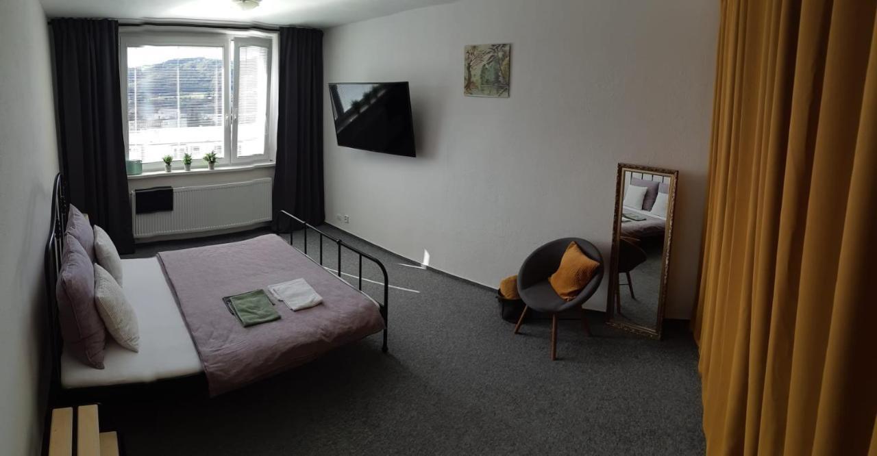 Ferienwohnung Byt Pro Dva Blansko Exterior foto